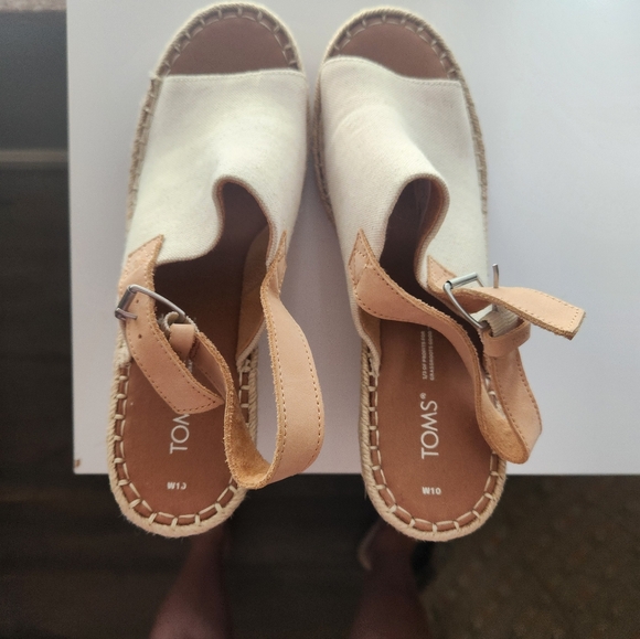 Nwot Toms Marisol Wedges size 10 womens - Picture 4 of 6